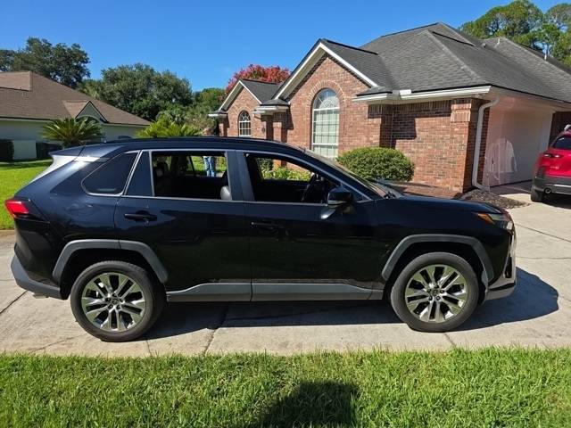 2022 Toyota RAV4 XLE Premium — SUV — 35,869 mi — Jacksonville, FL