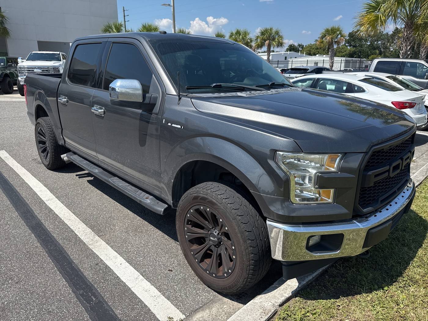 2017 Ford F-150 XLT — Pickup Truck — 157,093 mi — Jacksonville, FL