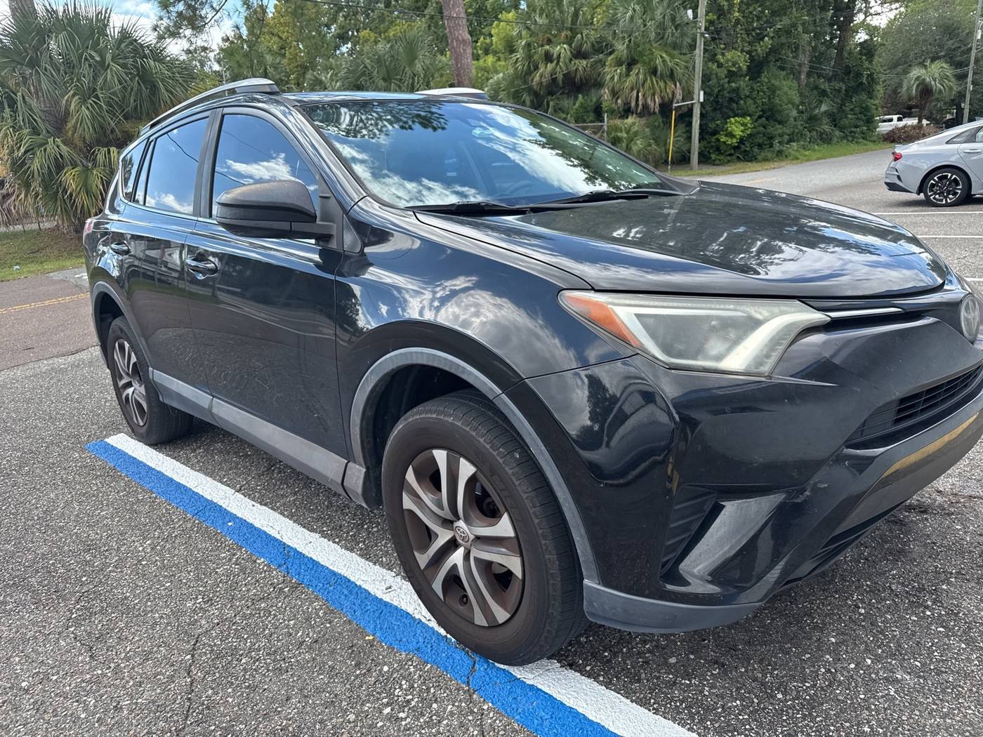 2018 Toyota RAV4 LE — SUV — 129,838 mi — Jacksonville, FL