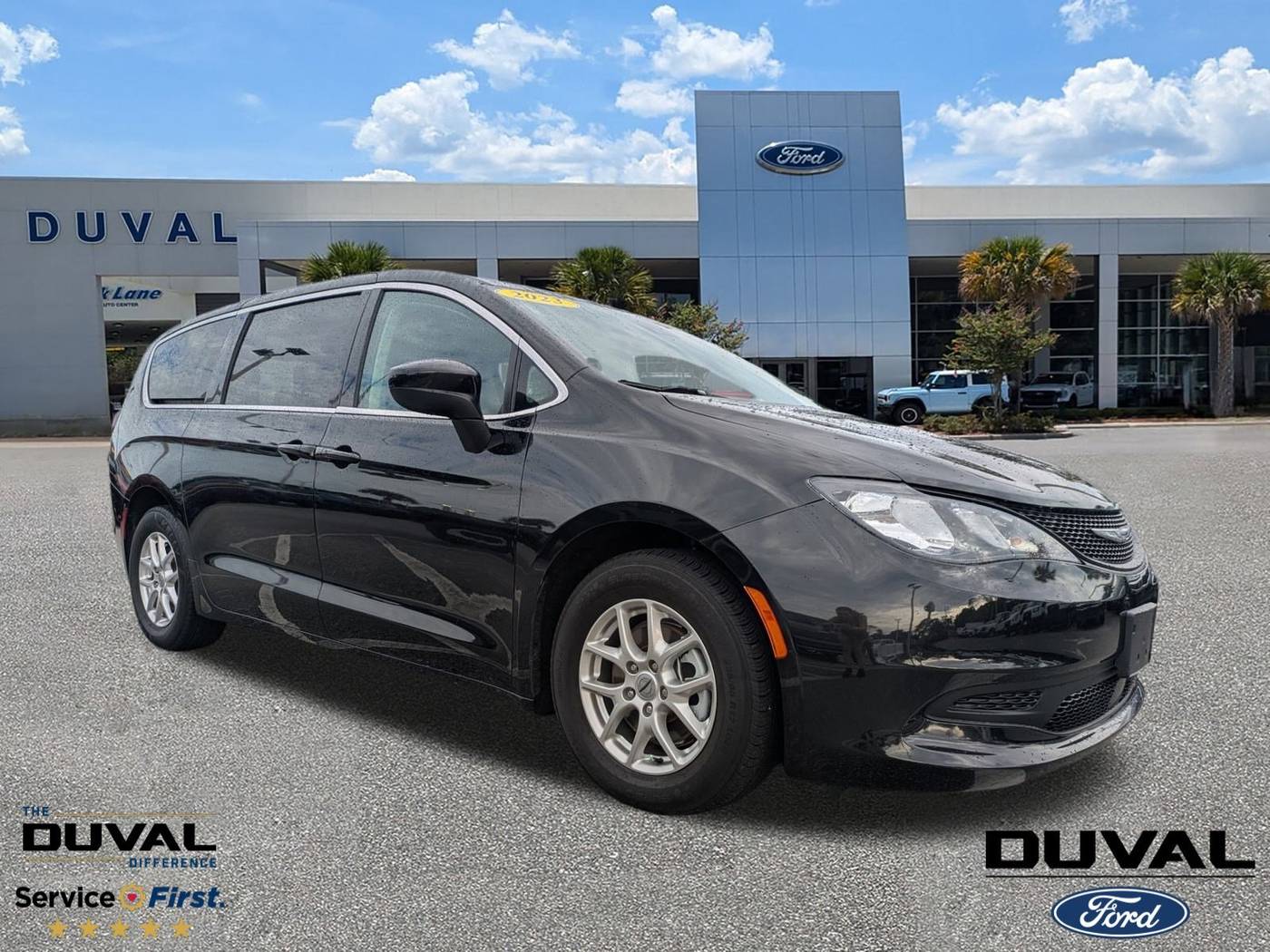 2023 Chrysler Voyager LX — Minivan — 66,797 mi — Jacksonville, FL