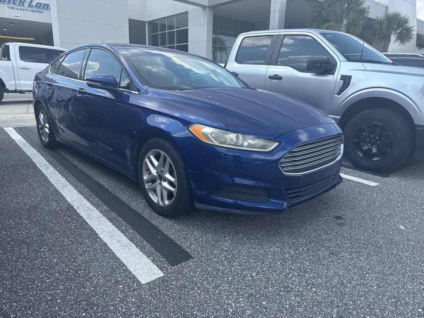 2015 Ford Fusion SE — Sedan — 123,738 mi — Jacksonville, FL