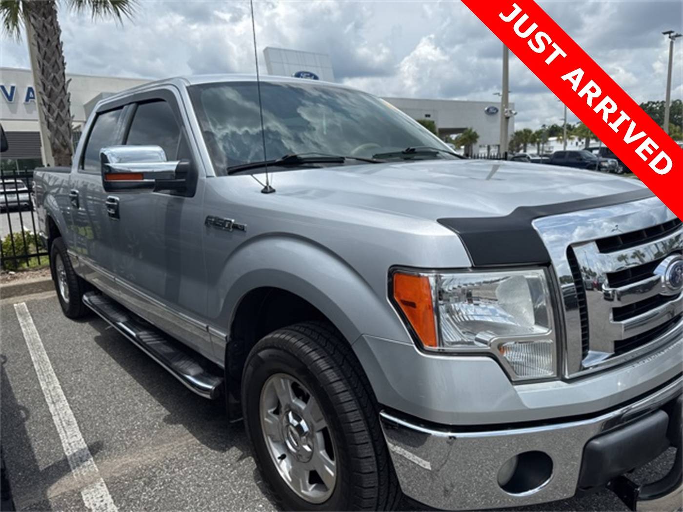 2009 Ford F-150 XL — Pickup Truck — 242,400 mi — Jacksonville, FL