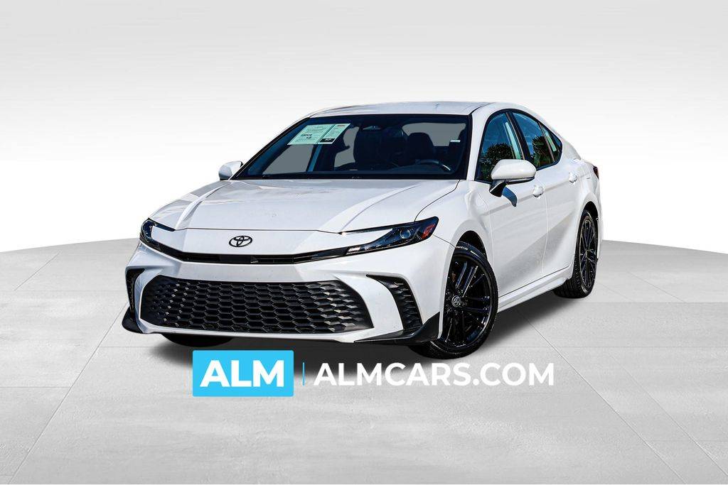 2025 Toyota Camry Hybrid SE — Sedan — 36,548 mi — Newnan, GA