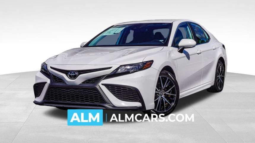 2022 Toyota Camry SE — Sedan — 75,025 mi — Newnan, GA