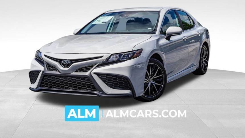 2022 Toyota Camry SE — Sedan — 64,194 mi — Newnan, GA