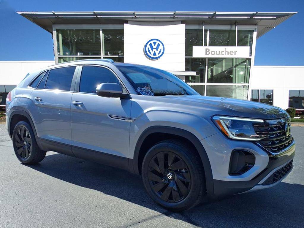 2025 Volkswagen Atlas Cross Sport SE with Technology — SUV — 2,639 mi — Franklin, WI