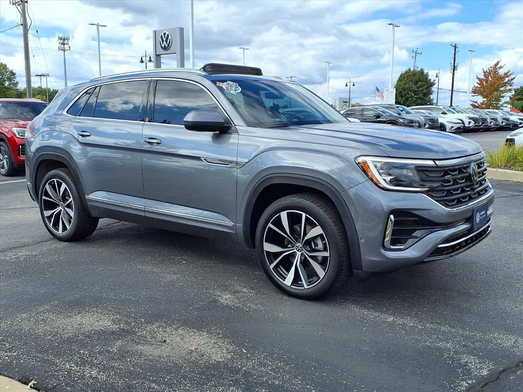 2024 Volkswagen Atlas Cross Sport SEL Premium R-Line — SUV — 11,109 mi — Franklin, WI