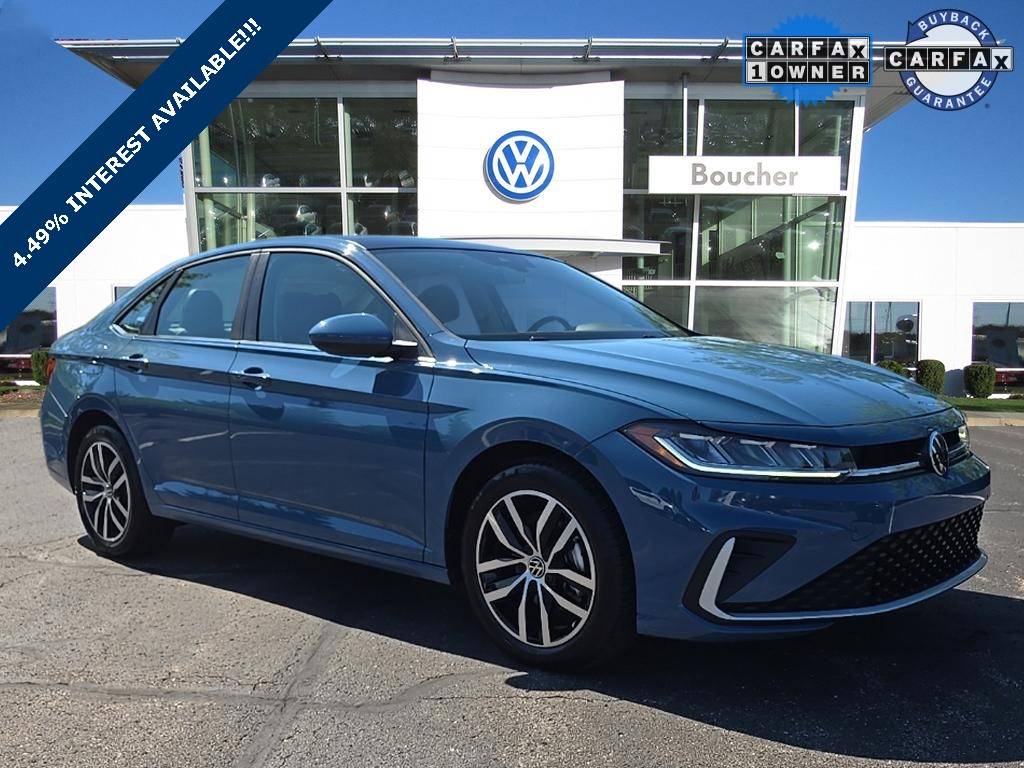 2025 Volkswagen Jetta SE — Sedan — 15,618 mi — Franklin, WI