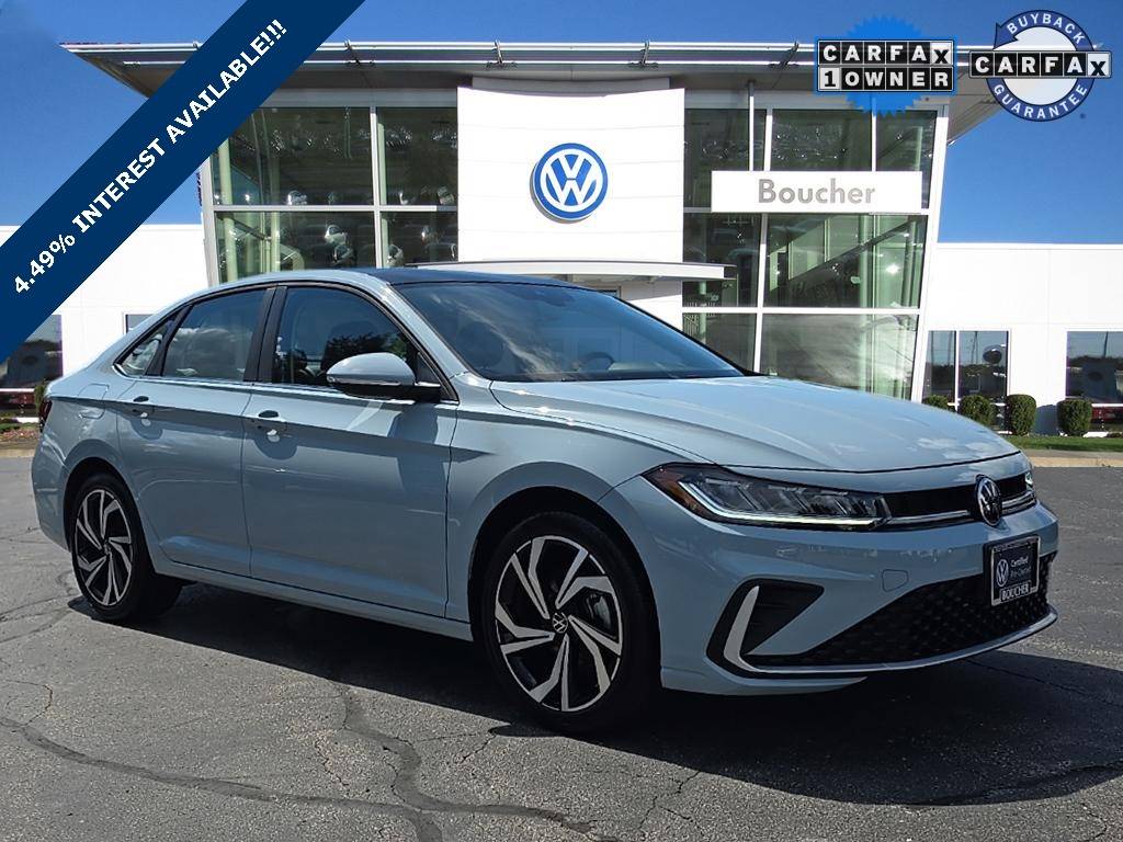 2025 Volkswagen Jetta SEL — Sedan — 9,995 mi — Franklin, WI