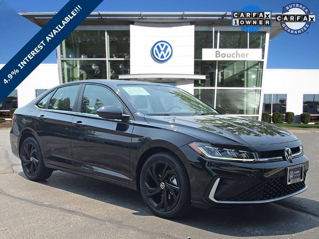 2025 Volkswagen Jetta SE — Sedan — 3,020 mi — Franklin, WI