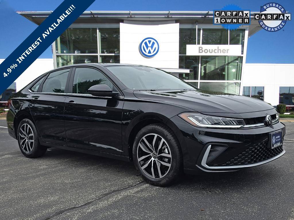 2025 Volkswagen Jetta SE — Sedan — 1,742 mi — Franklin, WI