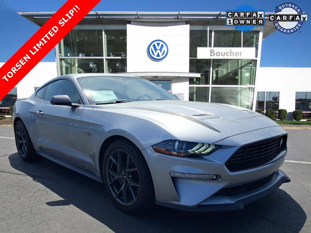 2020 Ford Mustang EcoBoost — Coupe — 28,396 mi — Franklin, WI