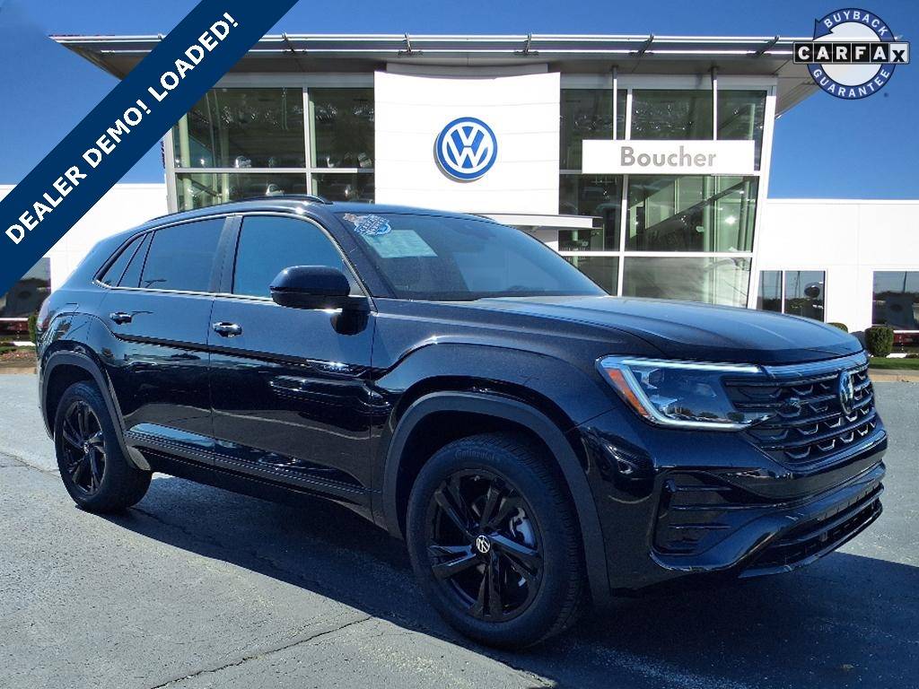 2025 Volkswagen Atlas Cross Sport SEL R-Line Black — SUV — 3,816 mi — Franklin, WI