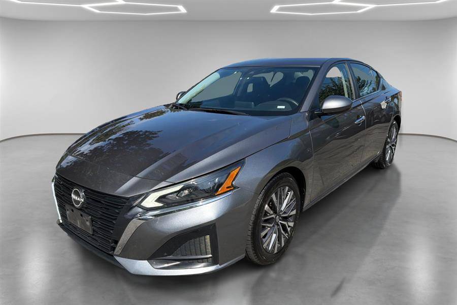2023 Nissan Altima SV — Sedan — 57,957 mi — Lindenhurst, NY