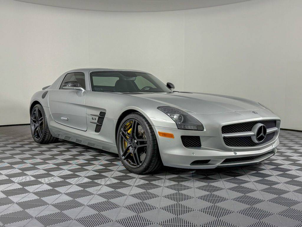 2011 Mercedes-Benz SLS AMG Standard