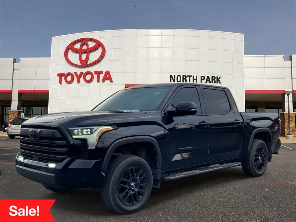 2024 Toyota Tundra Hybrid Limited — Pickup Truck — 17,384 mi — San Antonio, TX