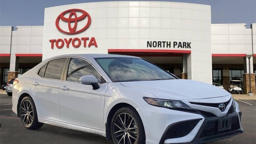 2023 Toyota Camry SE — Sedan — 52,290 mi — San Antonio, TX
