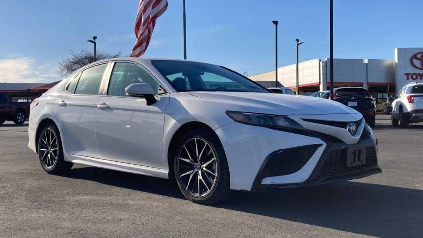 2022 Toyota Camry SE — Sedan — 58,187 mi — San Antonio, TX