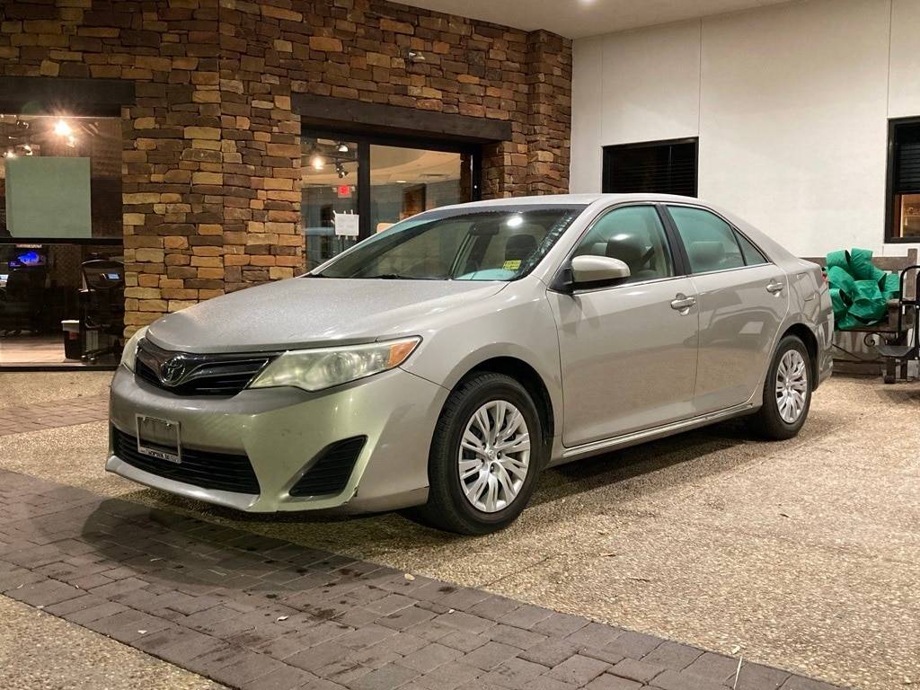 2014 Toyota Camry LE — Sedan — 149,089 mi — San Antonio, TX