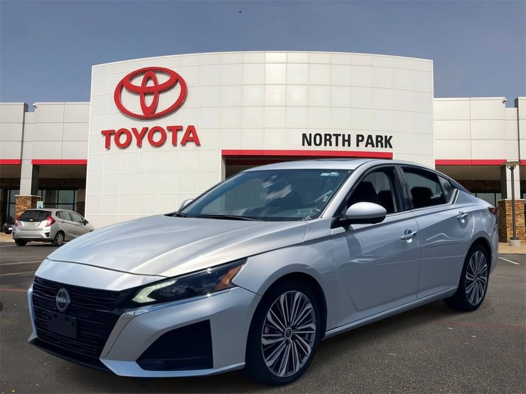 2023 Nissan Altima SL — Sedan — 52,971 mi — San Antonio, TX