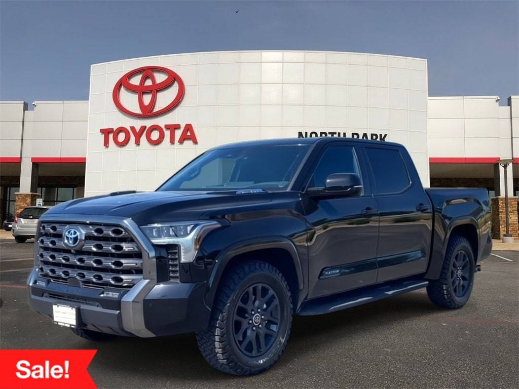 2023 Toyota Tundra Hybrid Platinum — Pickup Truck — 32,671 mi — San Antonio, TX