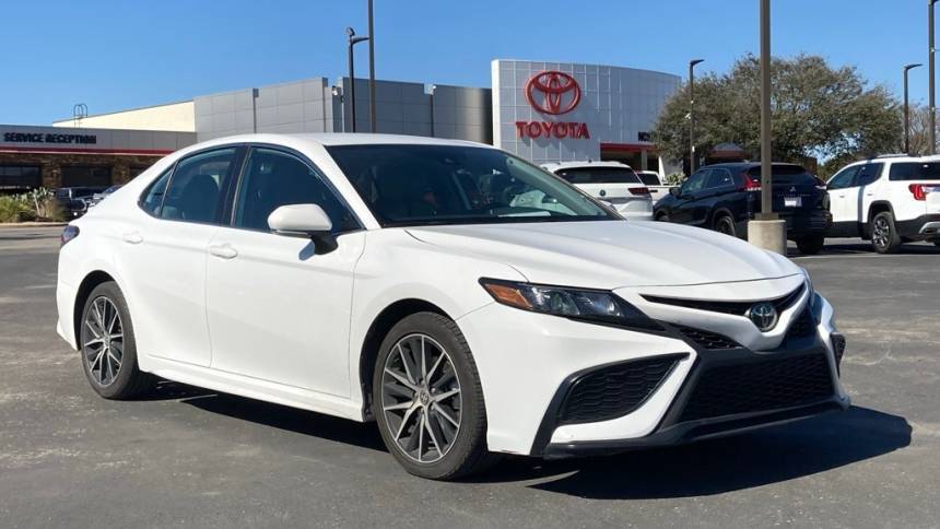 2023 Toyota Camry SE — Sedan — 59,385 mi — San Antonio, TX