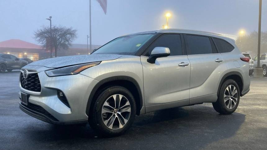 2024 Toyota Highlander LE — SUV — 21,287 mi — San Antonio, TX