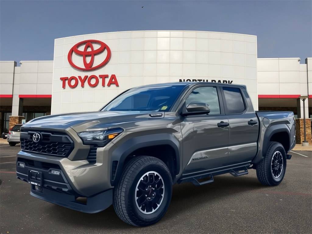 2025 Toyota Tacoma TRD Off Road Hybrid — Pickup Truck — 10,932 mi — San Antonio, TX