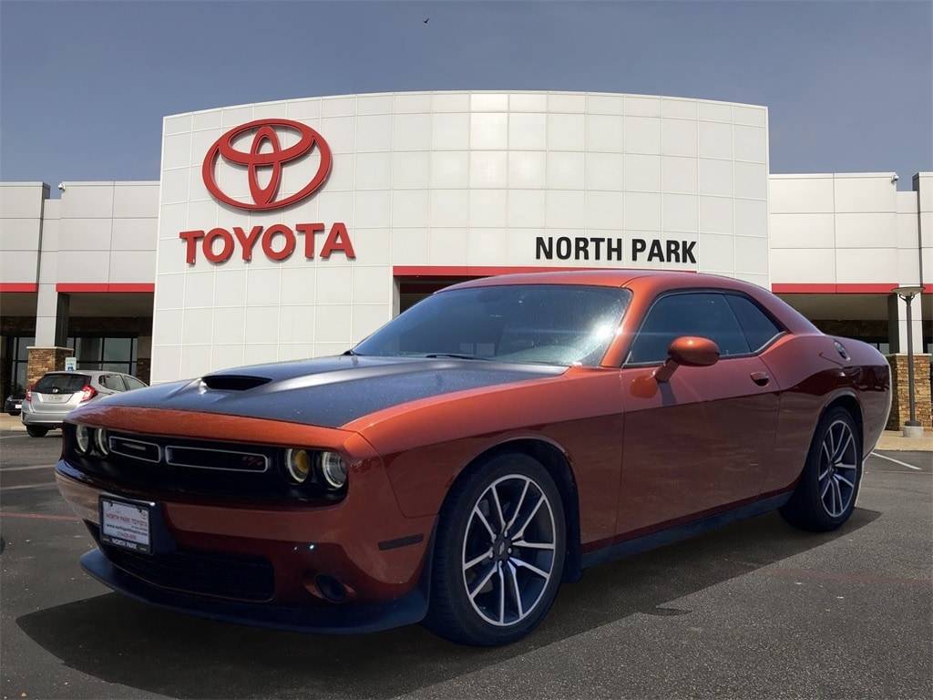 2023 Dodge Challenger R/T — Coupe — 16,919 mi — San Antonio, TX