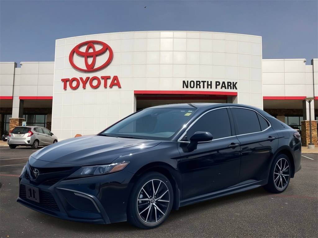 2024 Toyota Camry SE — Sedan — 27,357 mi — San Antonio, TX