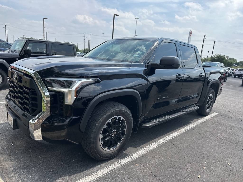 2022 Toyota Tundra SR5 — Pickup Truck — 33,247 mi — San Antonio, TX