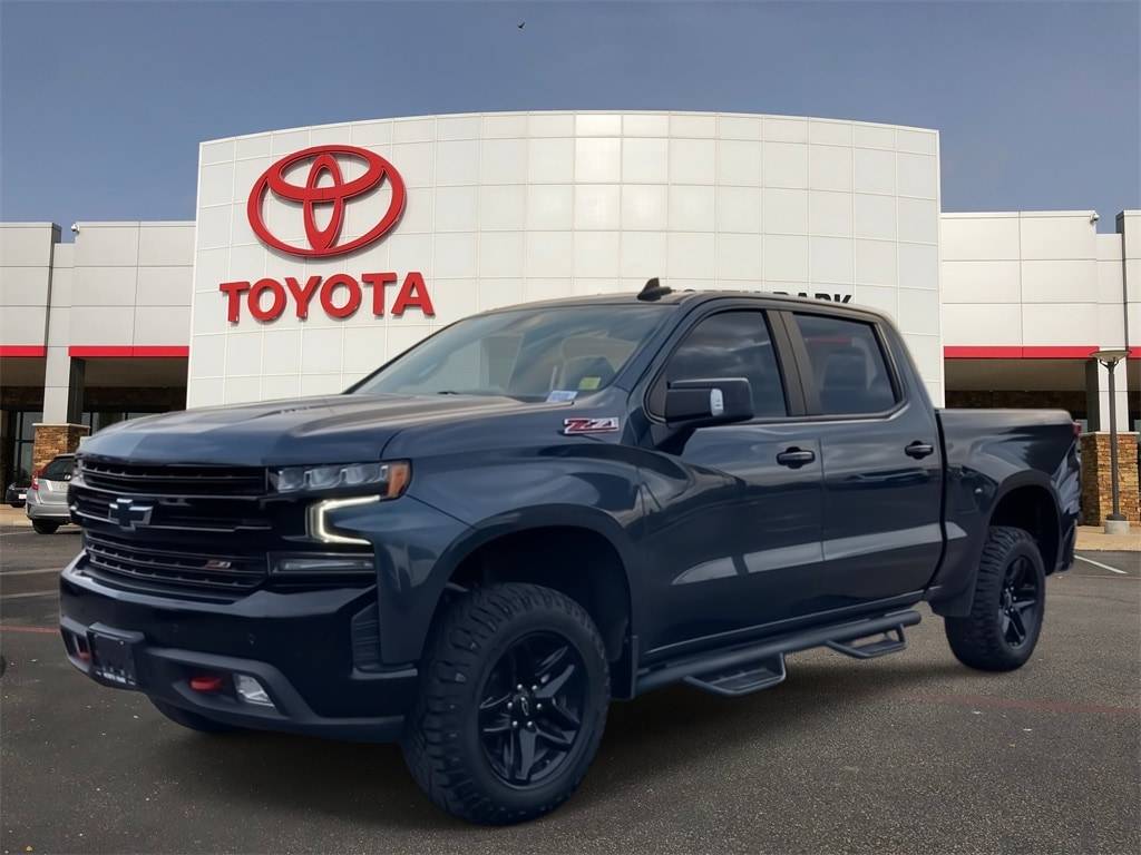 2021 Chevrolet Silverado 1500 LT Trail Boss — Pickup Truck — 27,142 mi — San Antonio, TX