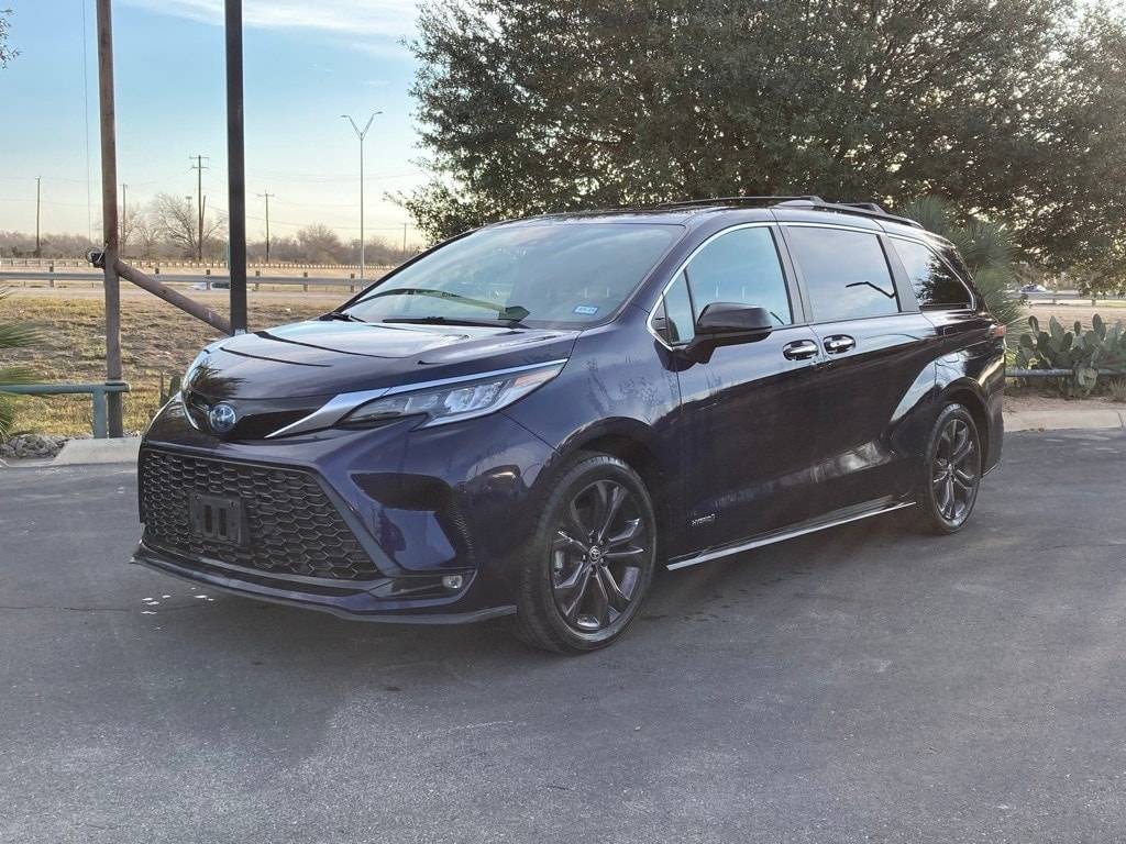 2021 Toyota Sienna XSE — Minivan — 83,041 mi — San Antonio, TX