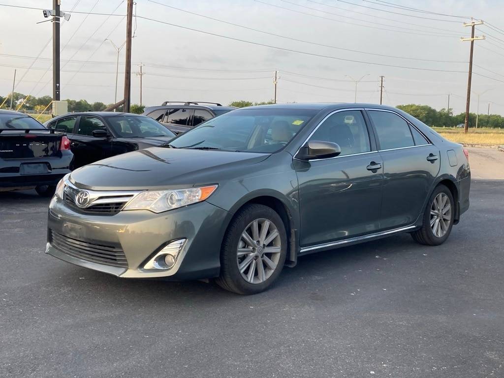 2012 Toyota Camry XLE V6 — Sedan — 104,641 mi — San Antonio, TX