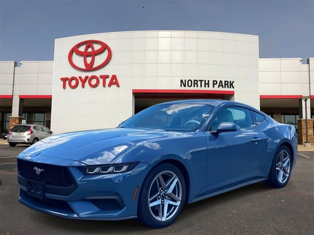 2025 Ford Mustang EcoBoost — Coupe — 4,522 mi — San Antonio, TX