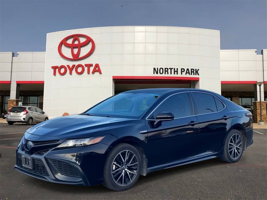 2021 Toyota Camry Hybrid SE — Sedan — 123,481 mi — San Antonio, TX