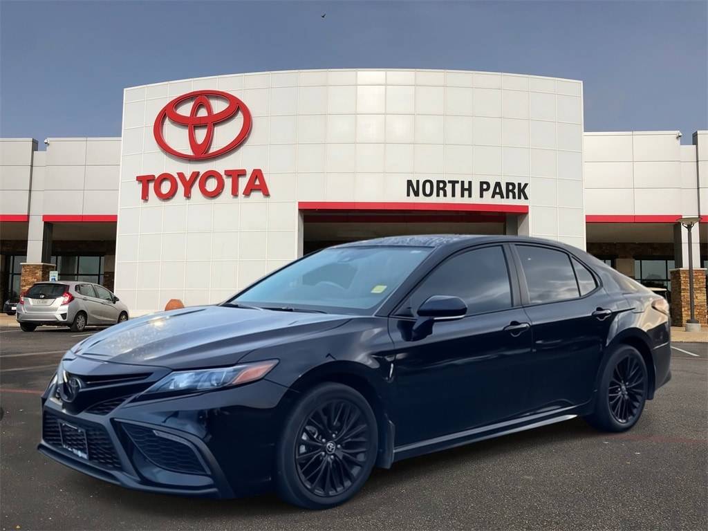 2022 Toyota Camry SE — Sedan — 69,990 mi — San Antonio, TX