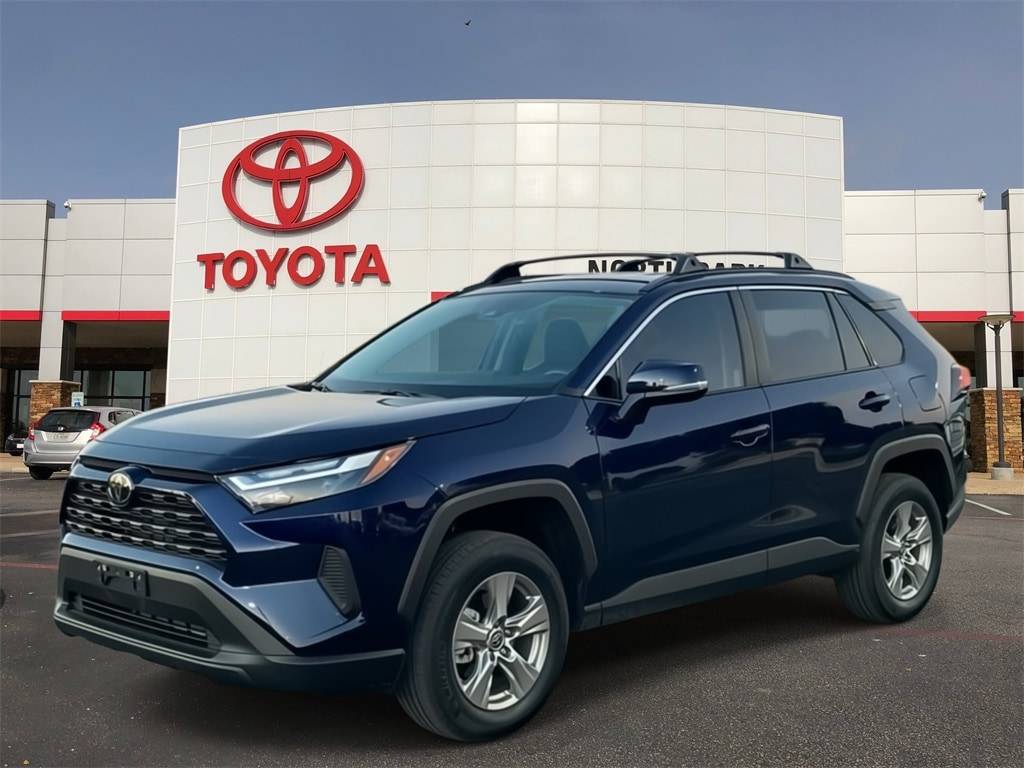 2025 Toyota RAV4 XLE — SUV — 1,401 mi — San Antonio, TX