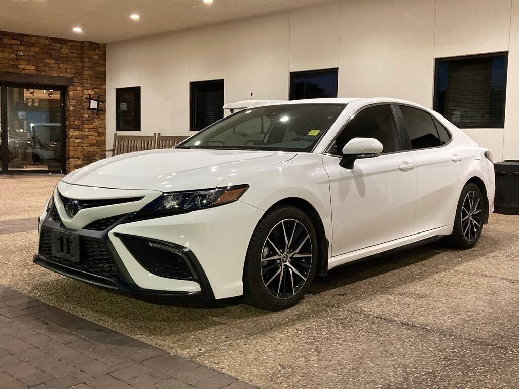 2024 Toyota Camry SE — Sedan — 24,617 mi — San Antonio, TX