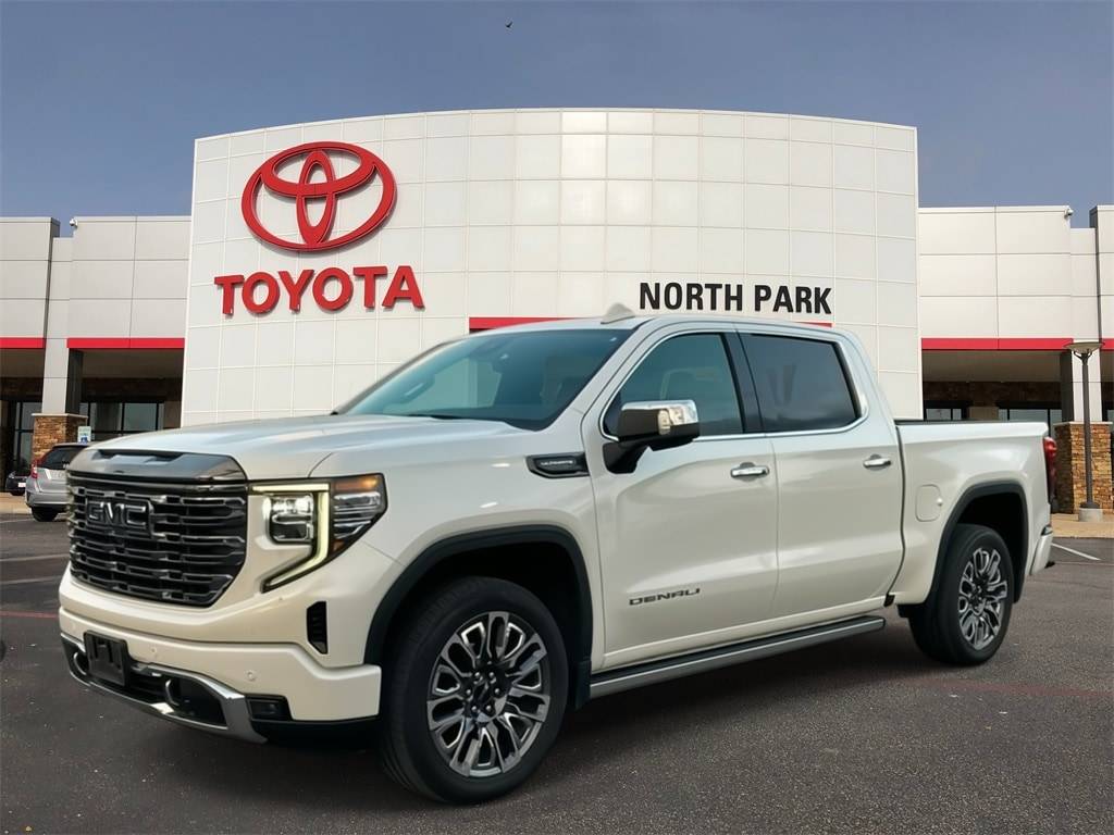 2024 GMC Sierra 1500 Denali Ultimate — Pickup Truck — 45,617 mi — San Antonio, TX