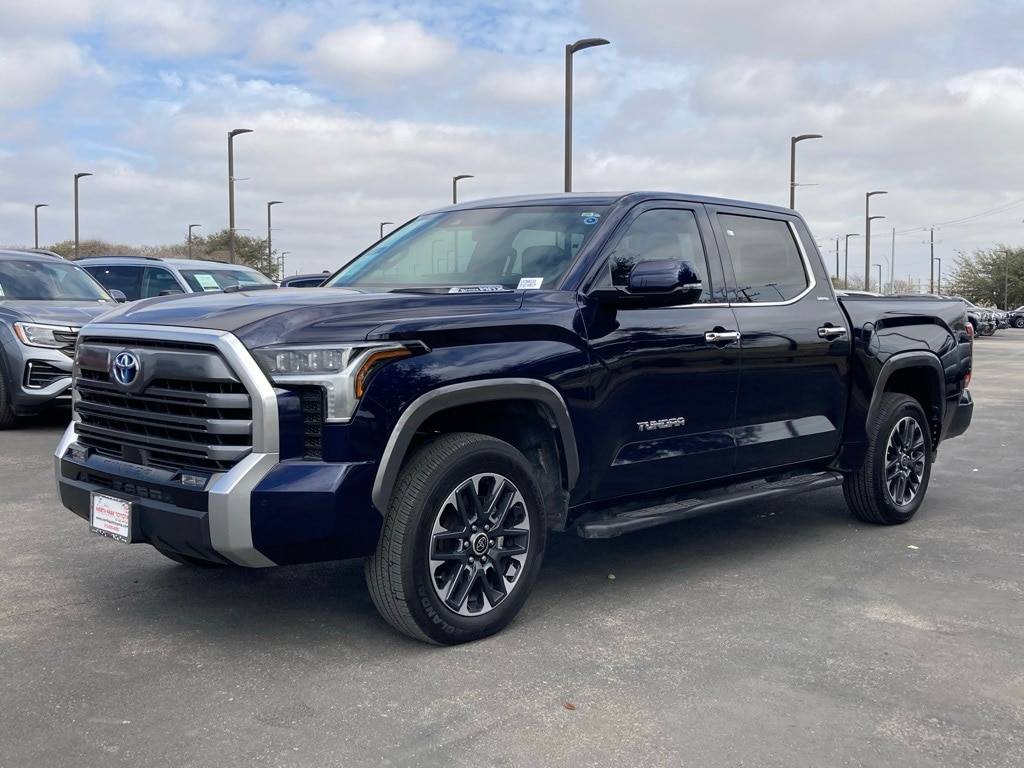 2024 Toyota Tundra Hybrid Limited — Pickup Truck — 13,895 mi — San Antonio, TX
