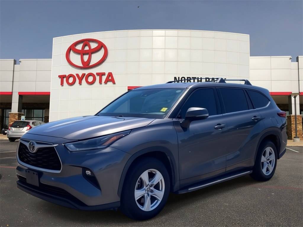 2021 Toyota Highlander LE — SUV — 105,350 mi — San Antonio, TX