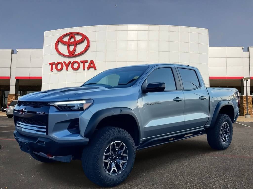 2024 Chevrolet Colorado ZR2 — Pickup Truck — 10,594 mi — San Antonio, TX