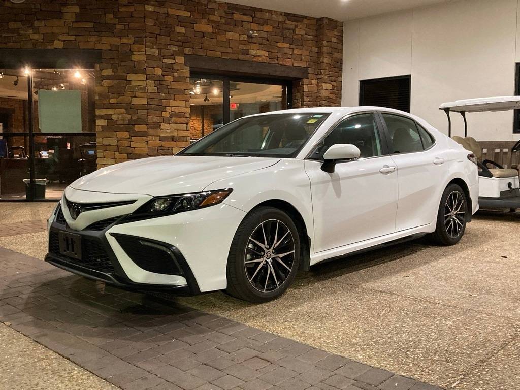 2024 Toyota Camry SE — Sedan — 2,755 mi — San Antonio, TX