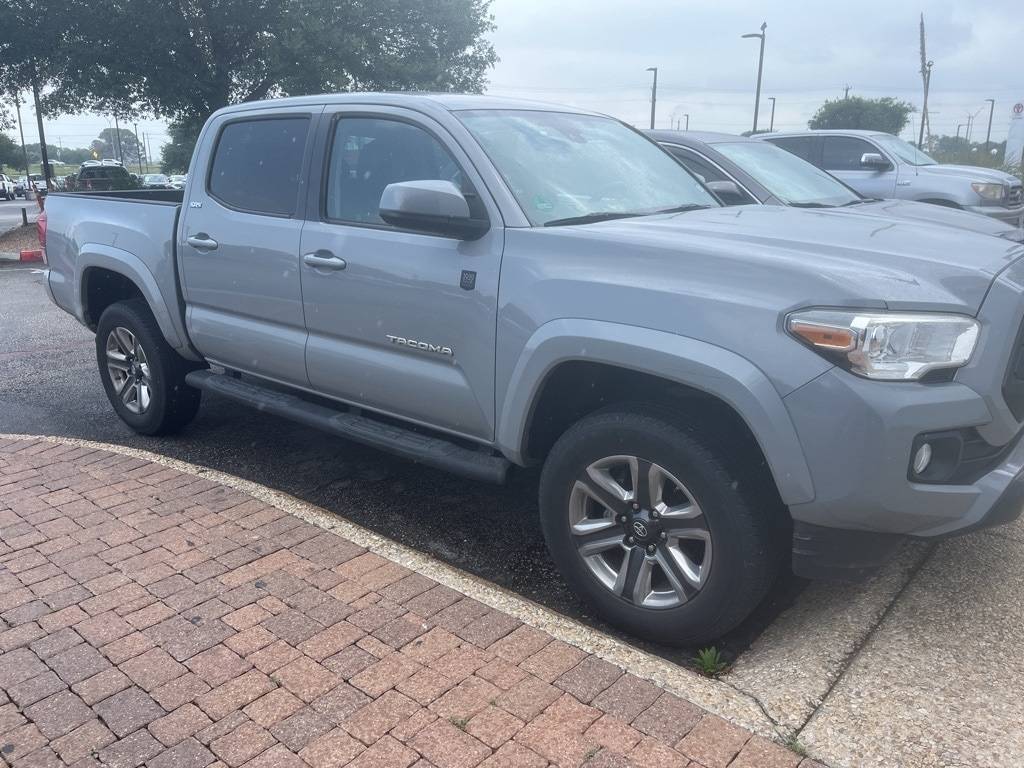 2019 Toyota Tacoma SR5 — Pickup Truck — 21,617 mi — San Antonio, TX