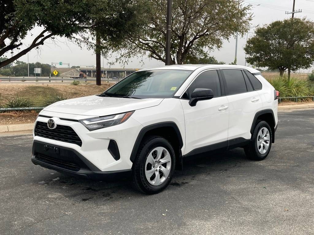 2025 Toyota RAV4 LE — SUV — 9,114 mi — San Antonio, TX