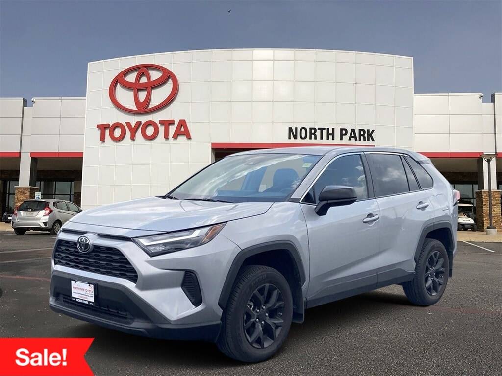 2025 Toyota RAV4 LE — SUV — 1,127 mi — San Antonio, TX