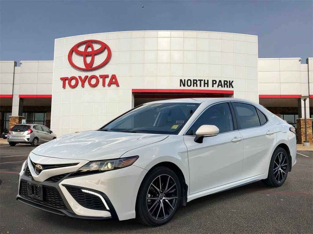2024 Toyota Camry SE — Sedan — 10,049 mi — San Antonio, TX