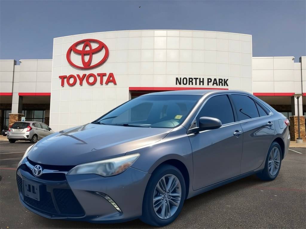 2017 Toyota Camry SE — Sedan — 113,131 mi — San Antonio, TX