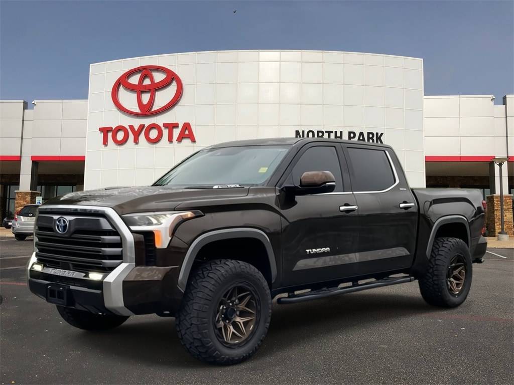 2024 Toyota Tundra Hybrid Limited — Pickup Truck — 28,045 mi — San Antonio, TX